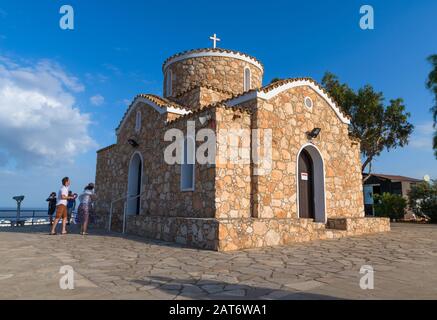 Protaras, Cipro - 6 ottobre. 2019. La chiesa di San Nicola Foto Stock