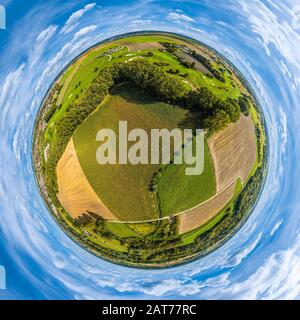 Little Planet vista del campo da golf nella periferia della città, vicino ad Augusta Foto Stock