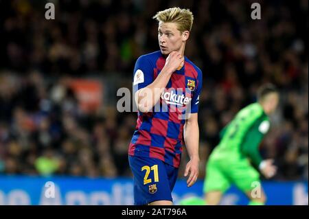 Barcellona, SPAGNA - 30 GENNAIO:.Frenkie de Jong del FC Barcellona durante la partita spagnola Copa del Rey Round di 16 tra FC Barcellona e SD Leganes al Camp Nou il 30 gennaio 2020 a Barcellona, Spagna. (Foto di DAX/ESPA-Images) Foto Stock