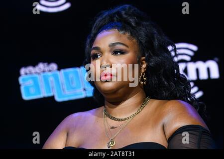 Miami, Stati Uniti. 31st Gen 2020. Lizzo partecipa alla radio SiriusXM per il Super Bowl LIV che si tiene presso il Miami Beach Convention Center di Miami, Florida, il 31 gennaio 2020. (Foto Di Anthony Behar/Sipa Usa) Credito: Sipa Usa/Alamy Live News Foto Stock
