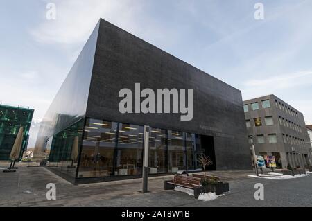 Il Kunstmuseum Liechtenstein è il museo di arte moderna e contemporanea di Vaduz, Liechtenstein. Vaduz, la capitale del Liechtenstein, si trova Foto Stock