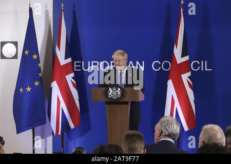 Bruxelles, Belgio. 18th ottobre 2019. Boris Johnosn, primo ministro del Regno Unito, parla di Brexit durante una conferenza stampa al Consiglio europeo, i leader europei dell’Unione europea si sono riuniti dopo il primo giorno del vertice dell’euro a Bruxelles, in Belgio. Credit: Nik Oiko/Sopa Images/Zuma Wire/Alamy Live News Foto Stock