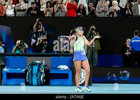 Melbourne, Australia. 01st Feb, 2020. Tennis: Grand Slam, Australian Open. Damn, singles, final, Kenin (USA) - Muguruza (Spagna). Sofia Kenin reagisce dopo il punto di incontro. Merito: Frank Molter/Dpa/Alamy Live News Foto Stock