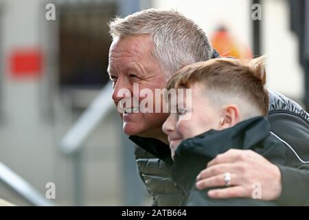 Selhurst Park, Londra, Regno Unito. 1st Feb, 2020. English Premier League Football, Crystal Palace Vs Sheffield United; Il Sheffield United Manager Chris Wilder Ha Delle Immagini Con I Fan - Solo Per Uso Strettamente Editoriale. Nessun utilizzo con audio, video, dati, elenchi di fixture, logo club/campionato o servizi "live" non autorizzati. Uso on-line in-match limitato a 120 immagini, senza emulazione video. Nessun utilizzo nelle scommesse, nei giochi o nelle singole pubblicazioni club/campionato/giocatore credito: Action Plus Sports/Alamy Live News Foto Stock