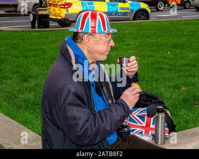 Londra, REGNO UNITO - GENNAIO 2020: Pro Brexit Lascia che i sostenitori si riunisca a Westminster il giorno della Brexit mentre il Regno Unito si prepara ad abbandonare l’Unione europea. Foto Stock