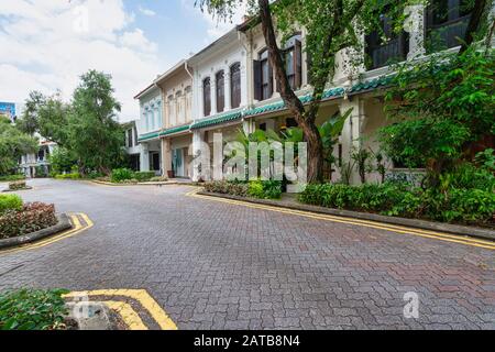 Singapore, Gennaio 2020. Una vista delle tipiche vecchie botteghe in Emerald Hill Road Foto Stock