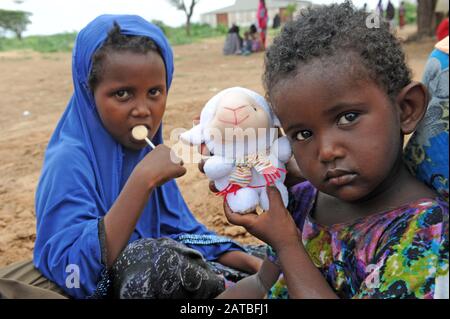 6 Novembre 2011. Dadaab, Kenya. Dadaab è una città semi-arida nella contea di Garissa, in Kenya. Foto Stock