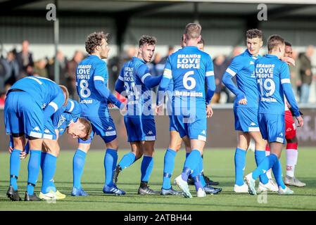 Spakenburg, Paesi Bassi. 01st Feb, 2020. Spakenburg, 01-02-2020, De Westmaat Tweede Divisie, calcio olandese, stagione 2019-2020, giocatori ASWH che celebrano l'obiettivo del giocatore ASWH Gilmaro van der Werp durante la partita Credit: Pro Shots/Alamy Live News Credit: Pro Shots/Alamy Live News Credit: Pro Shots/Alamy Live News Credit: Pro Shots/Alamy Live News Credit: Pro Shots/Alamy Live News Credit: Pro Shots/Alamy Live News Credit: Pro Shots/Alamy Live News Credit: Pro Shots/Alamy Live News Credit: Pro Shots/Alamy Live News Credit: Pro Shots/Alamy Live News Foto Stock