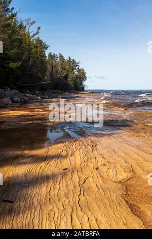 Onda Erosa Shoreline A Mosquito Beach Foto Stock