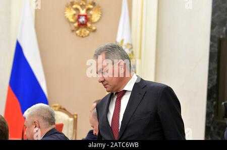 Mosca, Russia. 31st Gen 2020. Il Ministro della Difesa russo Sergei Shoigu prima di un incontro con i membri permanenti del Consiglio di sicurezza ospitato dal Presidente Vladimir Putin al Cremlino il 31 gennaio 2020 a Mosca, Russia. Credit: Alexei Druzhinin/Kremlin Pool/Alamy Live News Foto Stock