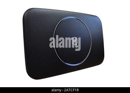 BT Smart Hub 2 isolato su sfondo bianco Foto Stock