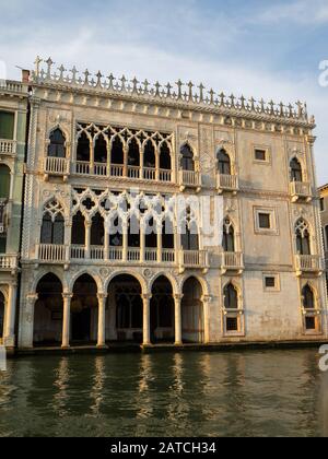 Ca' Doro sul Canal Grande di Venezia Foto Stock