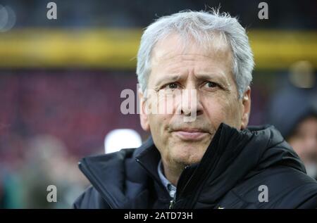 Dortmund, Germania. 01st Feb, 2020. Primo: 01.02.2020, calcio, 1.Bundesliga, stagione 2019/2020, BVB, Borussia Dortmund - Union Berlin 5: 0 coach Lucien FAVRE, BVB, portrait | usage worldwide Credit: DPA/Alamy Live News Foto Stock