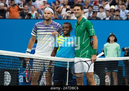 Melbourne, Australia. 02nd Feb, 2020. Novak Djokovic di Serbia e Dominic Thiem d'Austria al Men's Singles Final all'ATP Australian Open 2020 al Melbourne Park di Melbourne, Australia, il 2 febbraio 2020. Foto Di Peter Dovgan. Credit: Uk Sports Pics Ltd/Alamy Live News Foto Stock