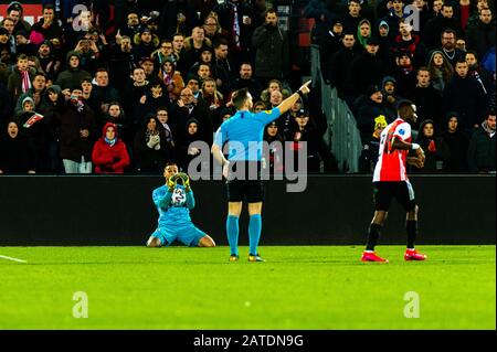 1 febbraio 2020 Rotterdam, il calcio olandese Feyenoord / FC Emmen L-R feyenoord keeper Justin Bijlow Soccer Eredivisie stagione 2019-2020 Foto Stock