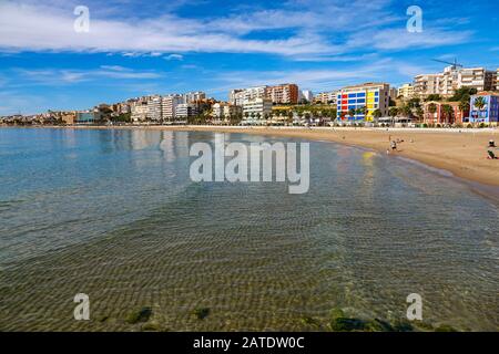 Sole Invernale A Villajoyosa, Costa Blanca, Alicante, Spagna Foto Stock