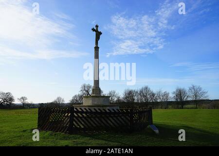 Katherine's Cross nell'Amsthill Park Foto Stock