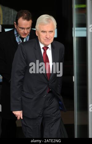 Londra, Regno Unito. 2nd Feb, 2020. John McDonnell Labor MP appare sullo spettacolo di Andrew Marr. Arrivi al BBC Credit: Johnny ARMSTEAD/Alamy Live News Foto Stock