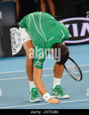 Melbourne, Australia. 02nd Feb, 2020. D14 MF Novak djokovic (SRB) vince la finale Singles uomo Foto Anne Parker International Sports Fotos Ltd/Alamy Live News Foto Stock