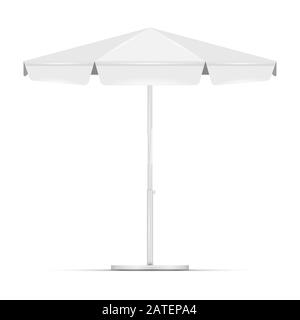 Bianco ombrellone vuoto tenda commerciale. Mercato, caffè o ristorante desing elemento. Tenda da mercato rotonda bianca con tenda mock-up isolata su bac bianco Foto Stock