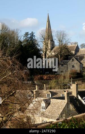 Bisley, un piccolo villaggio del Gloucestershire nel sud del Cotswolds, è a poche miglia ad est della popolare città di Stroud. Foto Stock