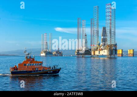 Oil Rigs A Cromarty Firth, Scozia, Regno Unito Foto Stock