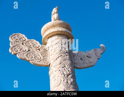 Dinastia Ming colonna ornamentale (Huabiao) porta della Città Proibita, Piazza Tiananmen, Pechino, Repubblica Popolare Cinese Foto Stock