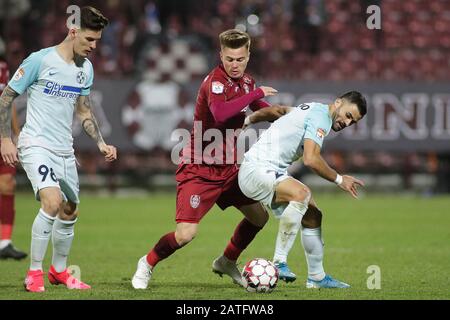 Cluj-NAPOCA, ROMANIA - 02 FEBBRAIO: La Liga i partita tra cfr Cluj e FCSB al Dr.-Constantin-Radulescu-Stadium il 2 febbraio 2020 a Cluj-Napoca, Romania. (Foto per MB Media) Foto Stock