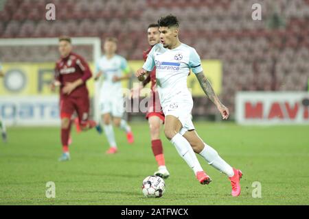 Cluj-NAPOCA, ROMANIA - 02 FEBBRAIO: Coman Florinel FCSB durante la Liga i partita tra cfr Cluj e FCSB al Dr.-Constantin-Radulescu-Stadium il 2 febbraio 2020 a Cluj-Napoca, Romania. (Foto per MB Media) Foto Stock