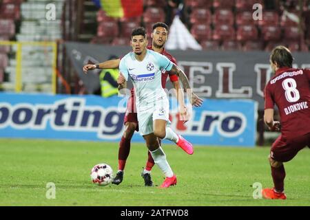 Cluj-NAPOCA, ROMANIA - 02 FEBBRAIO: Coman Florinel FCSB durante la Liga i partita tra cfr Cluj e FCSB al Dr.-Constantin-Radulescu-Stadium il 2 febbraio 2020 a Cluj-Napoca, Romania. (Foto per MB Media) Foto Stock