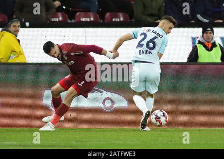 Cluj-NAPOCA, ROMANIA - 02 FEBBRAIO: La Liga i partita tra cfr Cluj e FCSB al Dr.-Constantin-Radulescu-Stadium il 2 febbraio 2020 a Cluj-Napoca, Romania. (Foto per MB Media) Foto Stock