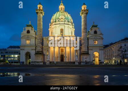 Karlskirche di Vienna in Austria Foto Stock