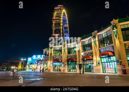 La gigantesca ruota panoramica di Prater Park, Vienna, Austria Foto Stock