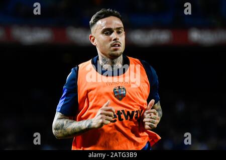 Barcellona, Spagna. 2nd Feb, 2020. Liga 2019/ 2020, data 22. Barcellona-Levante. Roger Marti Di Levante Credit: Pro Shots/Alamy Live News Foto Stock