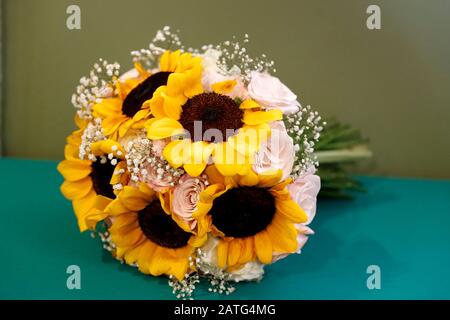 Brides wedding bouquet di fiori - decorazioni per matrimoni Foto Stock