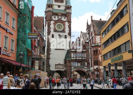 Friburgo Germania - 07 14 2012: Friburgo è una città tedesca, con molte attrazioni storiche Foto Stock