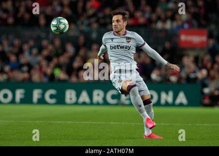 Barcellona, Spagna. 02nd Feb, 2020. Tono di Levante UD durante la partita Liga tra FC Barcelona e Levante UD al Camp Nou il 02 febbraio 2020 a Barcellona, Spagna. Credito: Cal Sport Media/Alamy Live News Foto Stock