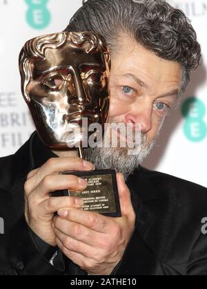 Andy Serkis - Eccezionale Contributo britannico al premio Cinema durante i BAFTA British Academy Film Awards - Sala dei vincitori presso la Royal Albert Hall. Foto Stock