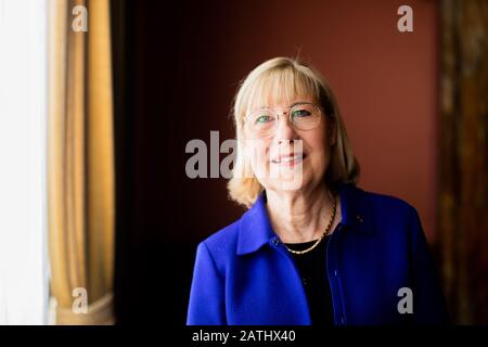 Essen, Germania. 03rd Feb, 2020. Ursula Gather, Presidente del Consiglio di Amministrazione dei Trustees della Fondazione Alfried Krupp von Bohlen und Halbach, ospitata a Villa Hügel. Credit: Rolf Vennenbernd/Dpa/Alamy Live News Foto Stock