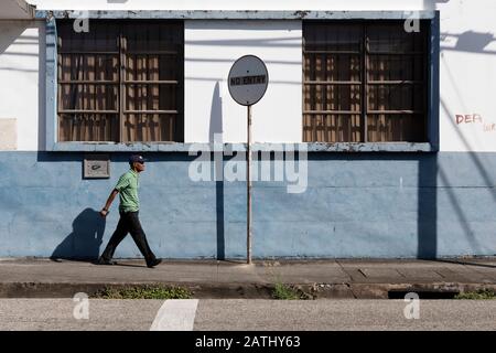 Street scene, Porto di Spagna, Trinidad & Tobago Foto Stock