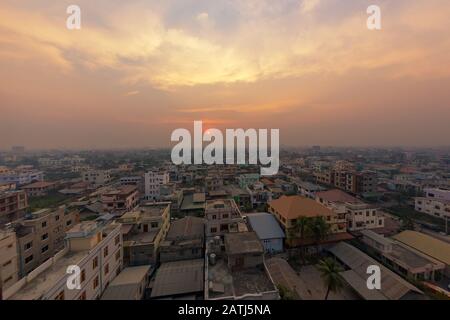 Mandalay città è durante l'alba città vista aerea del Myanmar. Foto Stock