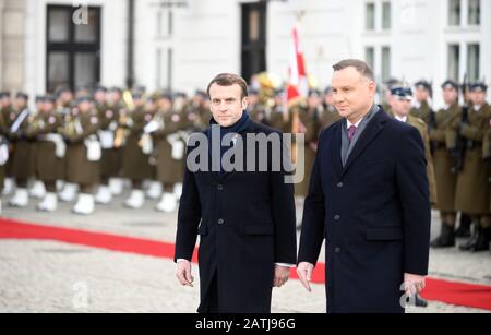 Varsavia, Polonia. 3rd febbraio 2020. Il presidente della Repubblica francese Emmanuel Macron visita il presidente della Polonia Andrzej Duda nel palazzo presidenziale Foto Stock