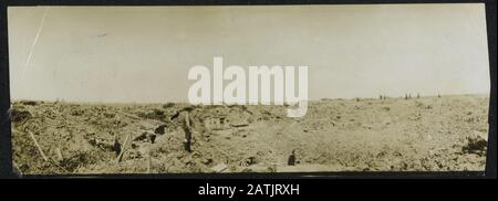 La grande battaglia di Messines Ridge Descrizione: Una vista delle vecchie linee tedesche. Annotazione: La battaglia per Messines Ridge. Guarda le vecchie linee tedesche. Data: Settembre 1916 luogo: Belgio, Mesen Parole Chiave: WWI, fronti, trincee Foto Stock