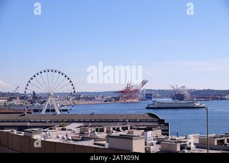 Stato di Washington. Lungomare di Seattle e panorama del porto. Foto Stock