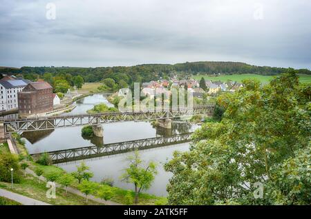 Rochlitz Sachsen Germania Blick Zur Zwickauer Mulde Foto Stock