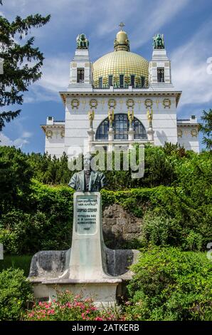 La chiesa di San Leopoldo, capolavoro architettonico di otto Wagner, è la prima chiesa moderna d'Europa e un gioiello dell'Art Nouveau viennese. Foto Stock