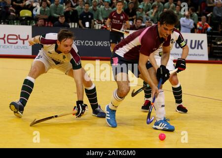 Londra, Regno Unito – 2nd febbraio 2020 – Surbiton sta per vincere contro Wimbledon nella semifinale maschile della Jaffa Super 6 alla Copper Box Arena Foto Stock