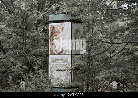 Vecchio parco divertimenti abbandonato nella città di Pripyat Chernobyl, Ucraina, zona di esclusione Foto Stock