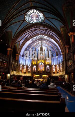 Interno della Basilica di Notre-Dame di Montreal Foto Stock