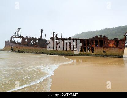 Spooky Shipwreck Maheno A 75 Mile Beach Su Fraser Island Queensland Australia Foto Stock